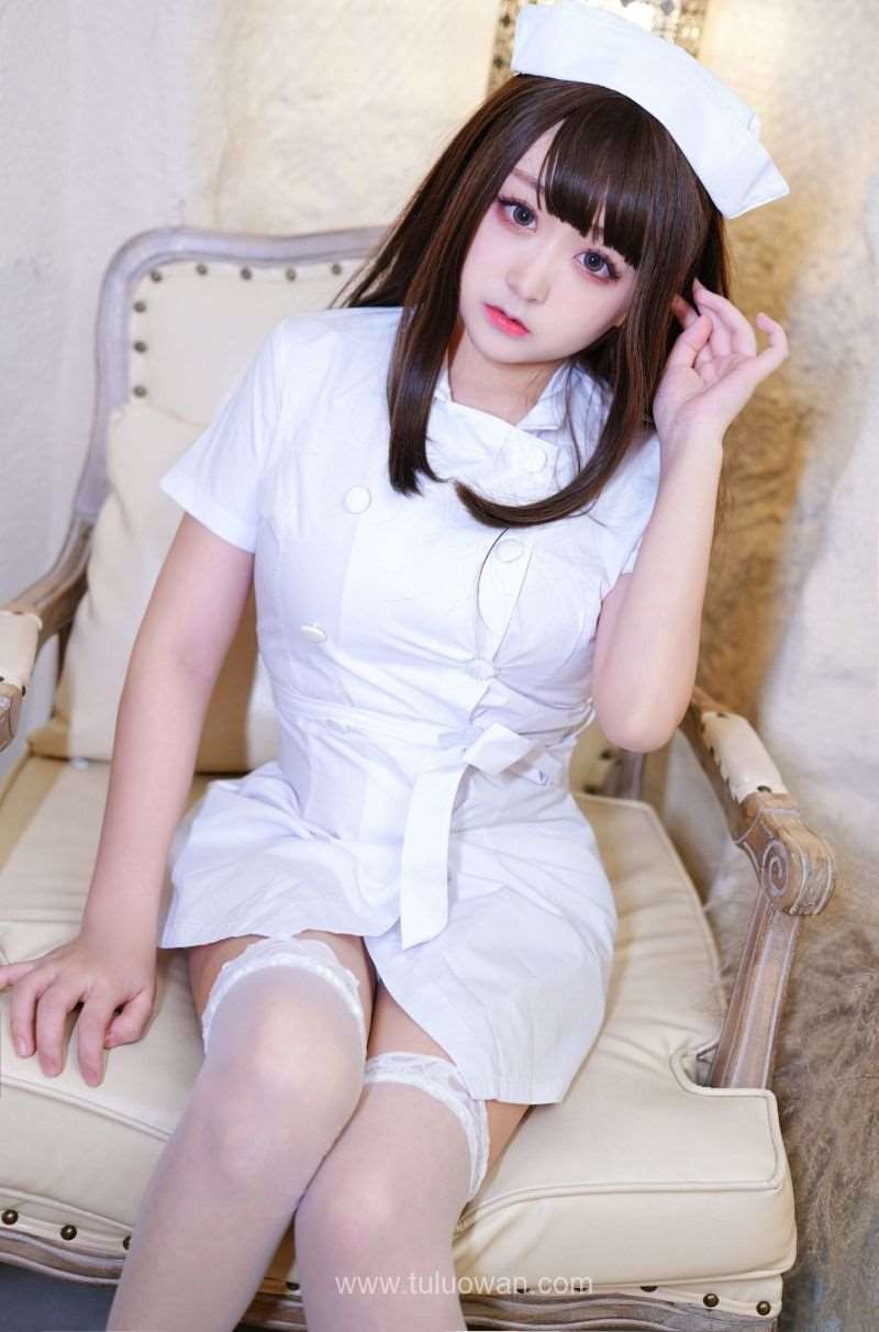 微博人气Coser@-桃夭葵- 白色护士 [41P/726MB]