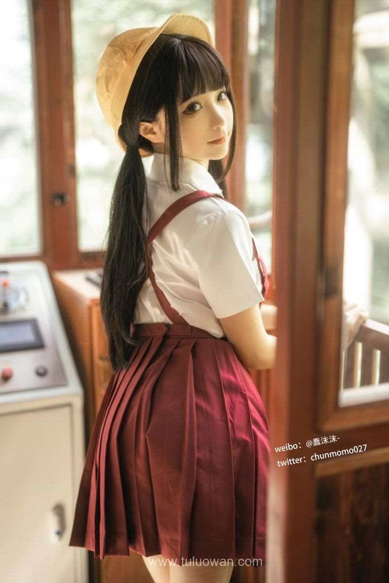 知名动漫博主@蠢沫沫 红火车 [16P/100MB]