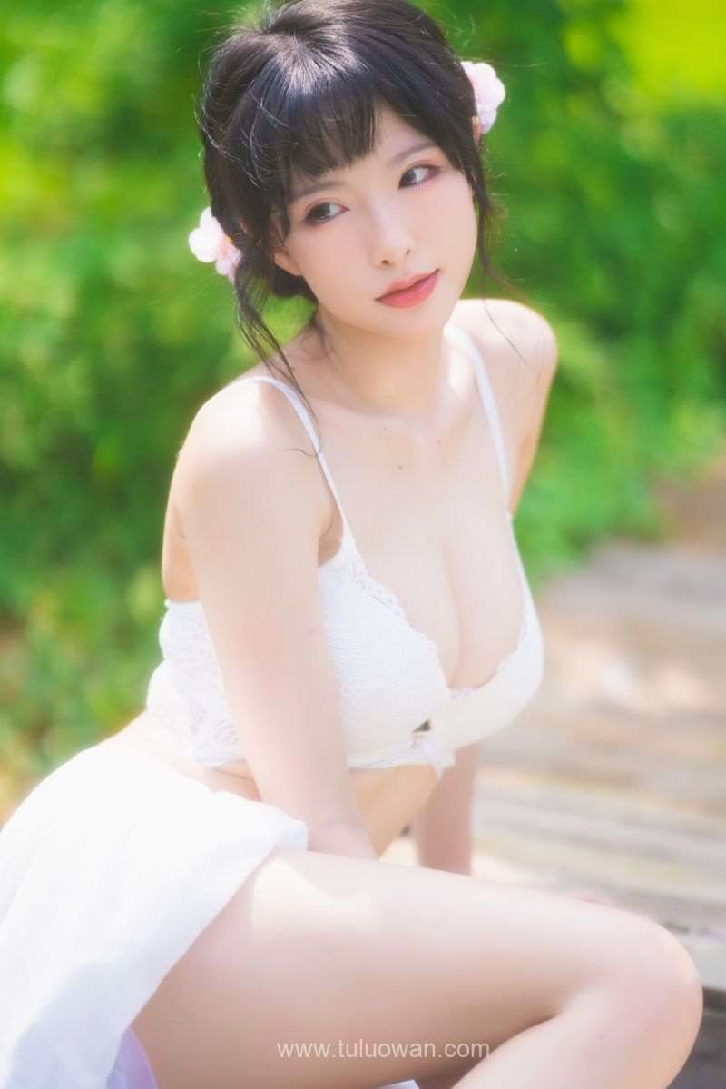 知名动漫博主@清水由乃 蕾丝花园 [34P/794MB]