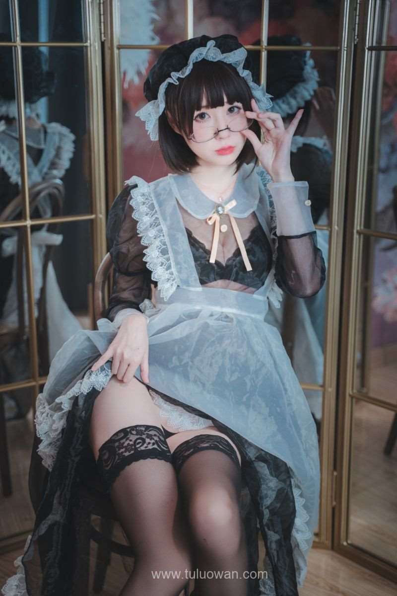 知名动漫博主@西园寺南歌 透明女仆 [50P/568MB]