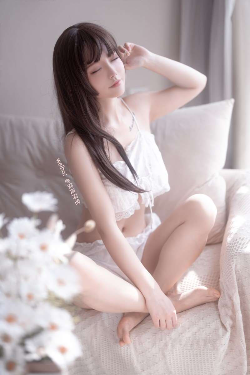 人气Coser@桃良阿宅 吊带 [30P/152MB]