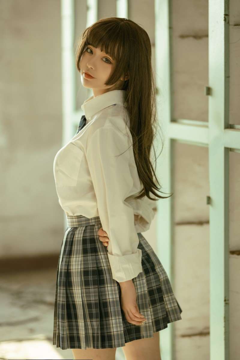 人气Coser@桃良阿宅 桃良JK [20P/140MB]