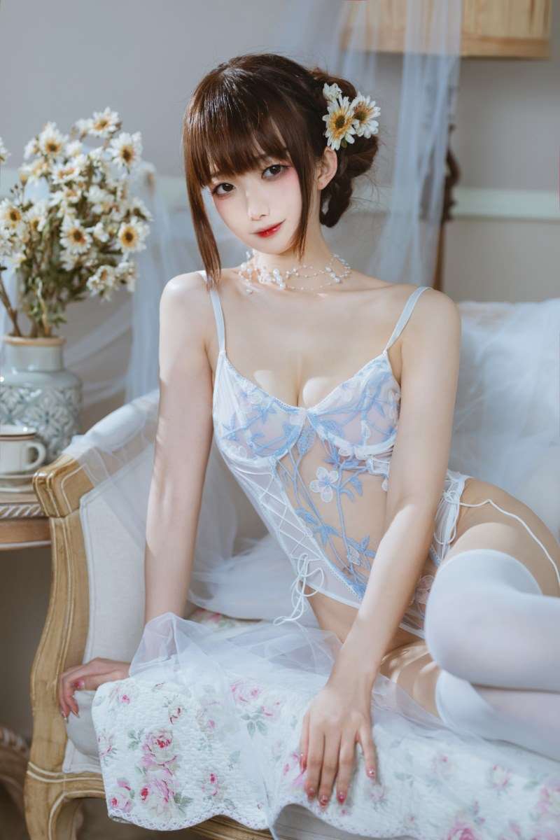 动漫博主@封疆疆v 纯欲连体衣 [40P/471MB]