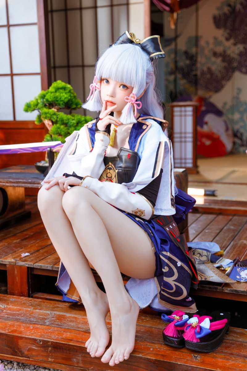 人气Coser@桜桃喵 神里绫华 [34P/483MB]