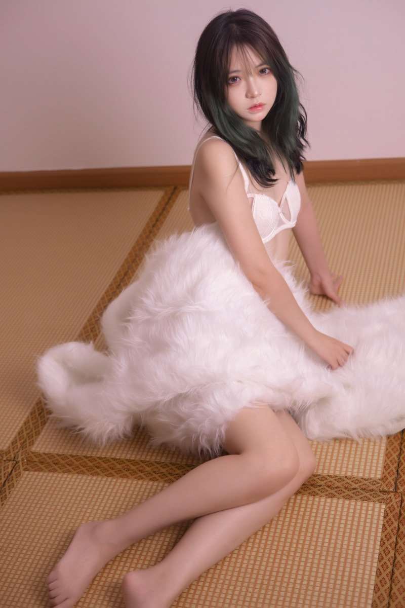 网紅Coser@疯猫ss 2022夏日限定A本 毛绒毯 [20P/352MB]