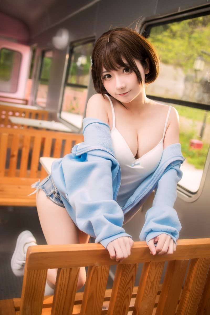 动漫博主@是三不是世w 日常妹妹 [31P/200MB]