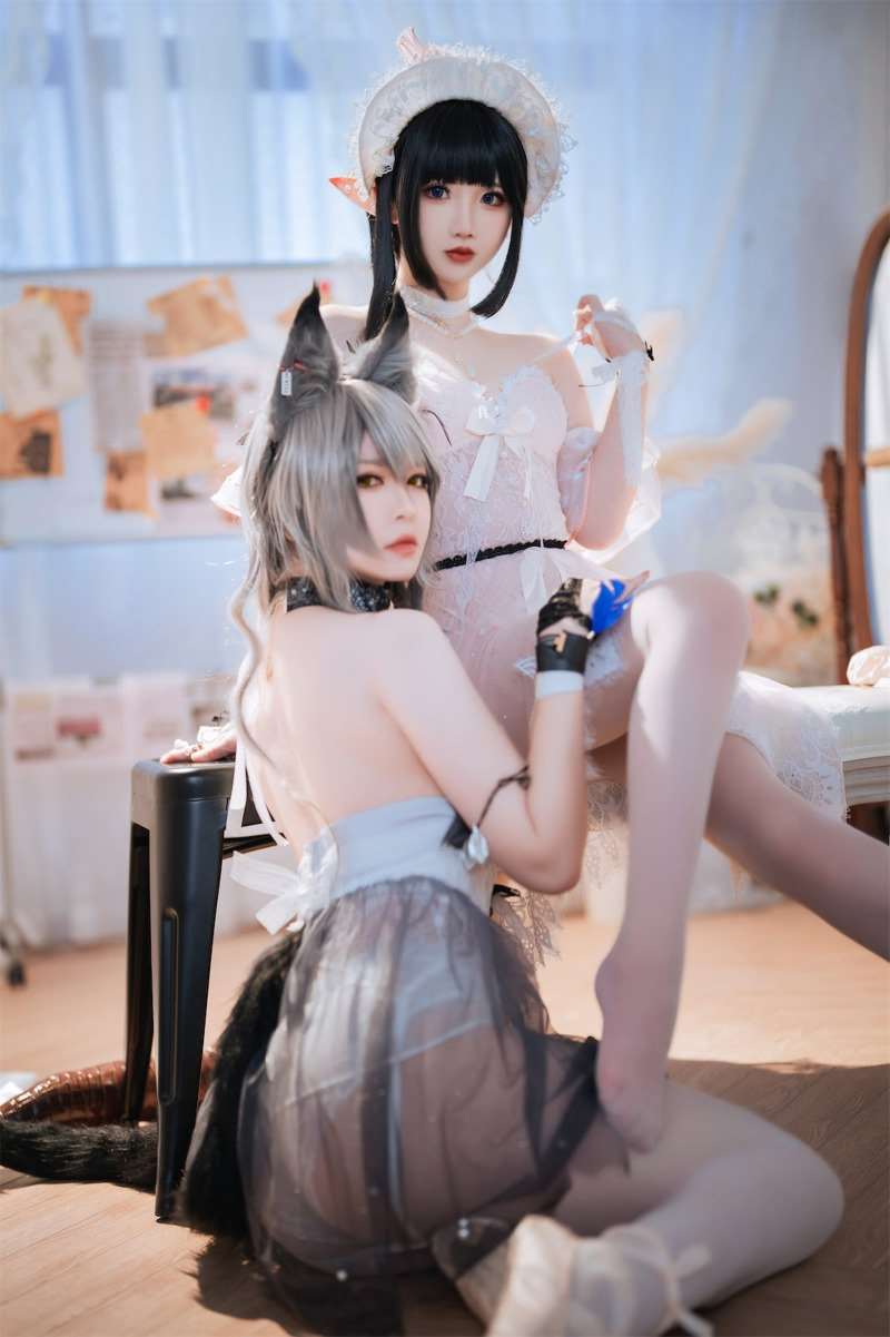 人气动漫Coser@面饼仙儿&半半子 Arknights 黑x森蚺バレエ [56P/484MB]