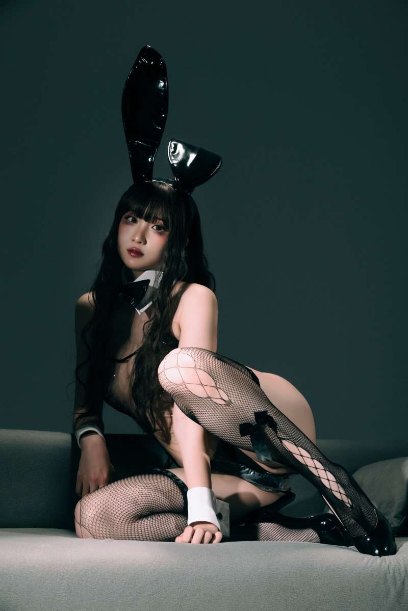 动漫博主@瓦斯塔亚小龙虾 Bunny Diary(兔女郎主题本) [134P/2.36GB]