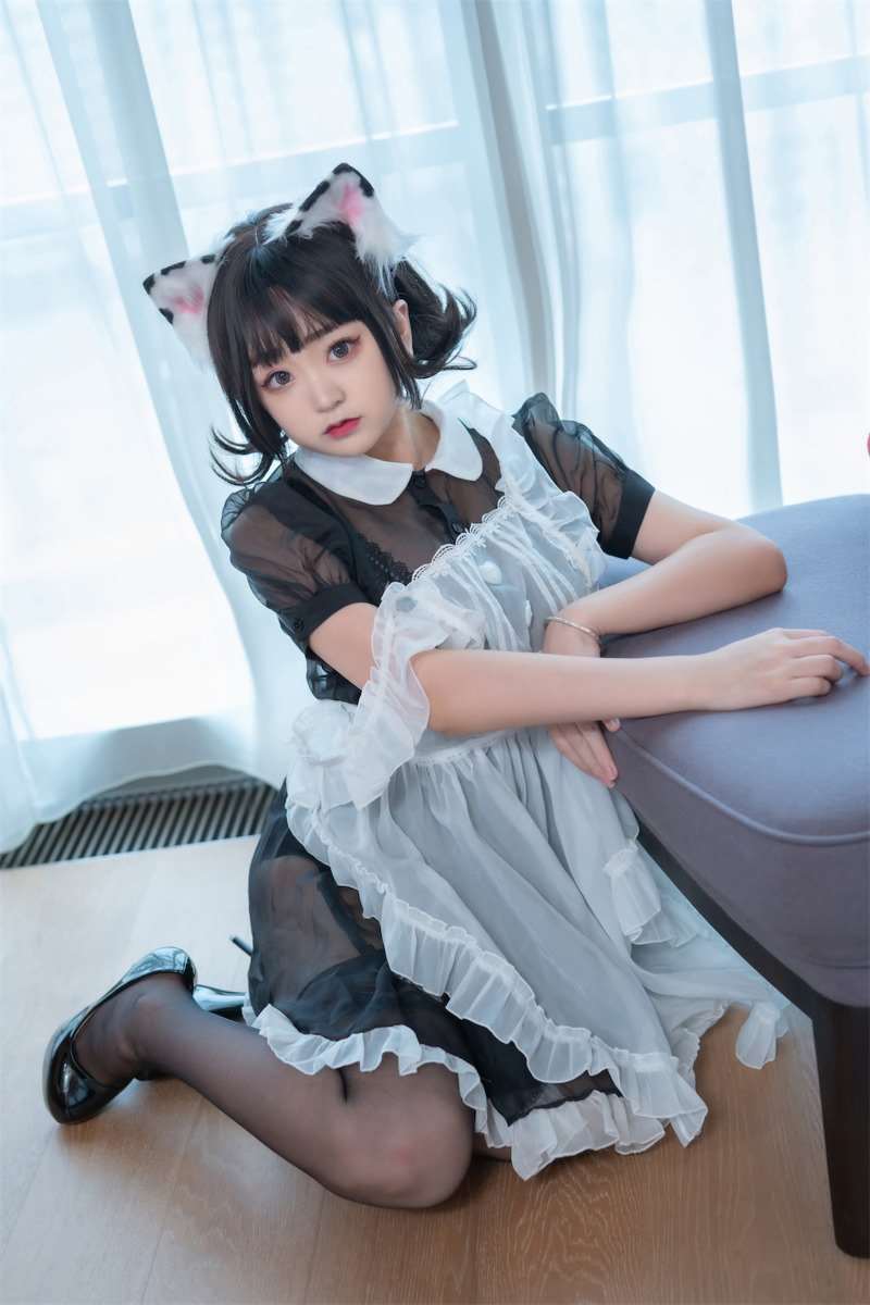 微博人气Coser@-桃夭葵- 奶牛猫女仆 [46P/368MB]