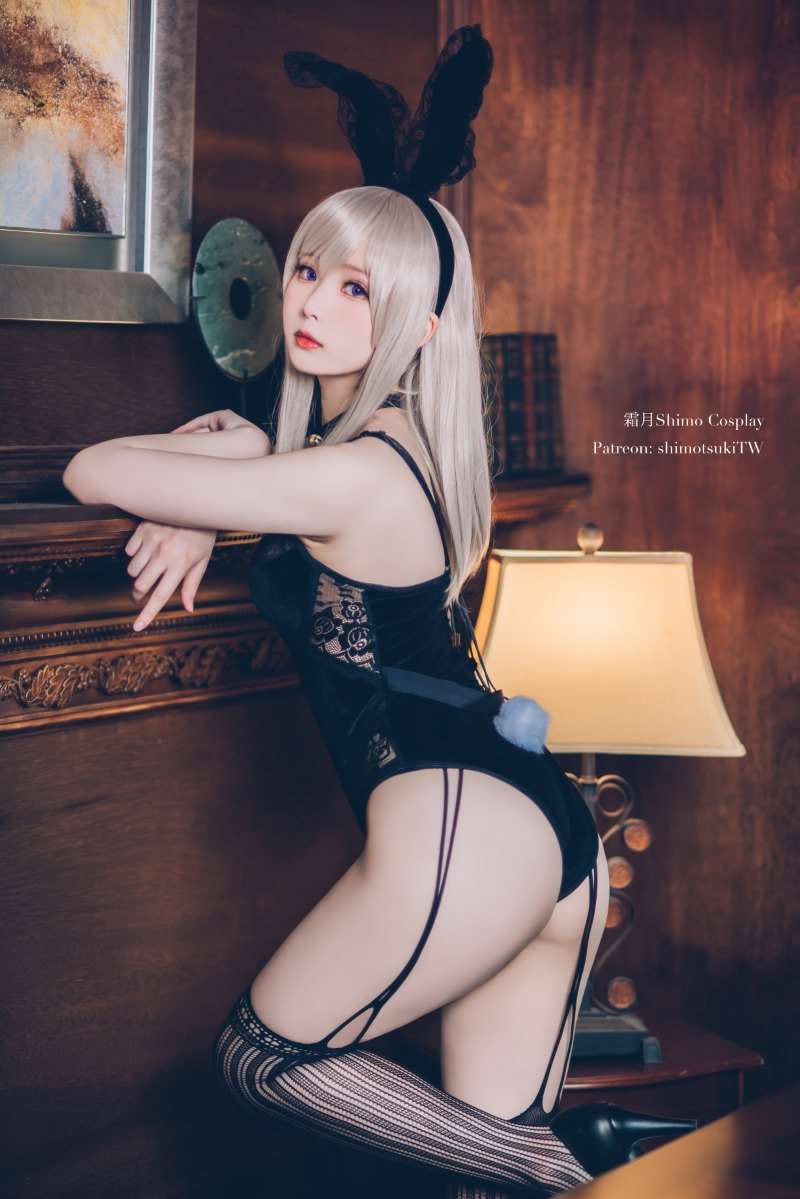 人气Coser@霜月shimo 私服 [14P/235MB]