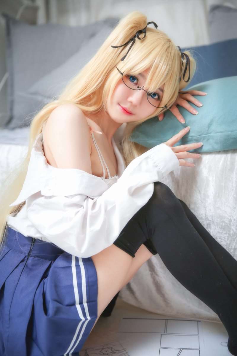 马来西亚妹纸@Sally Dorasnow Eriri School Girl [43P/3V/140MB]