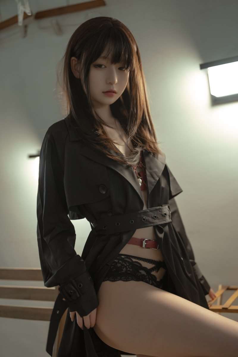 动漫博主@迷之呆梨 炙热 [42P/251MB]