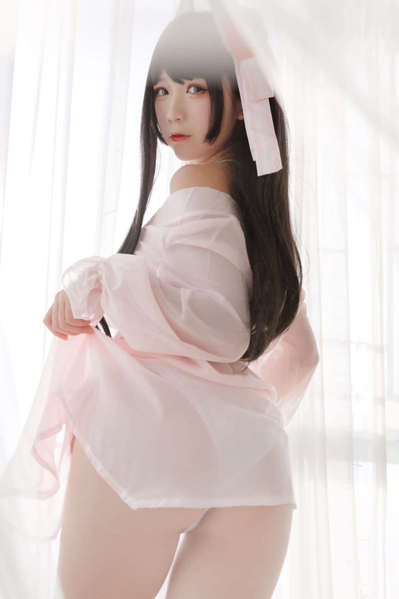 知名动漫博主Coser@樱落酱w 比叡睡衣 [17P/80MB]