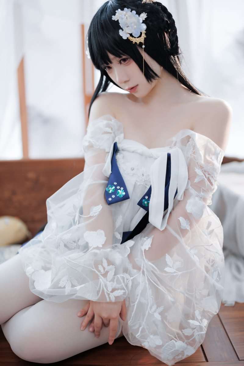 知名动漫博主Coser@樱落酱w 逸仙 膏发凝脂 [31P/159MB]