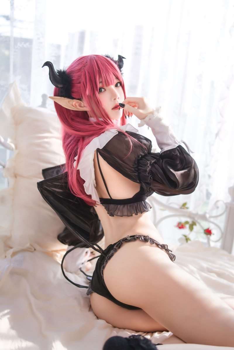 人气Coser@桜桃喵 喜多川海梦 魅魔 [66P/1.48G]