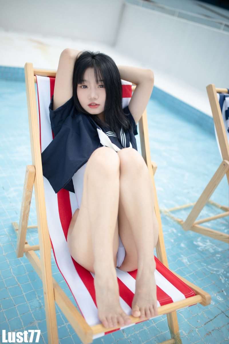 人气Coser@柒柒要乖哦 清凉夏日 [71P/1V/686MB]