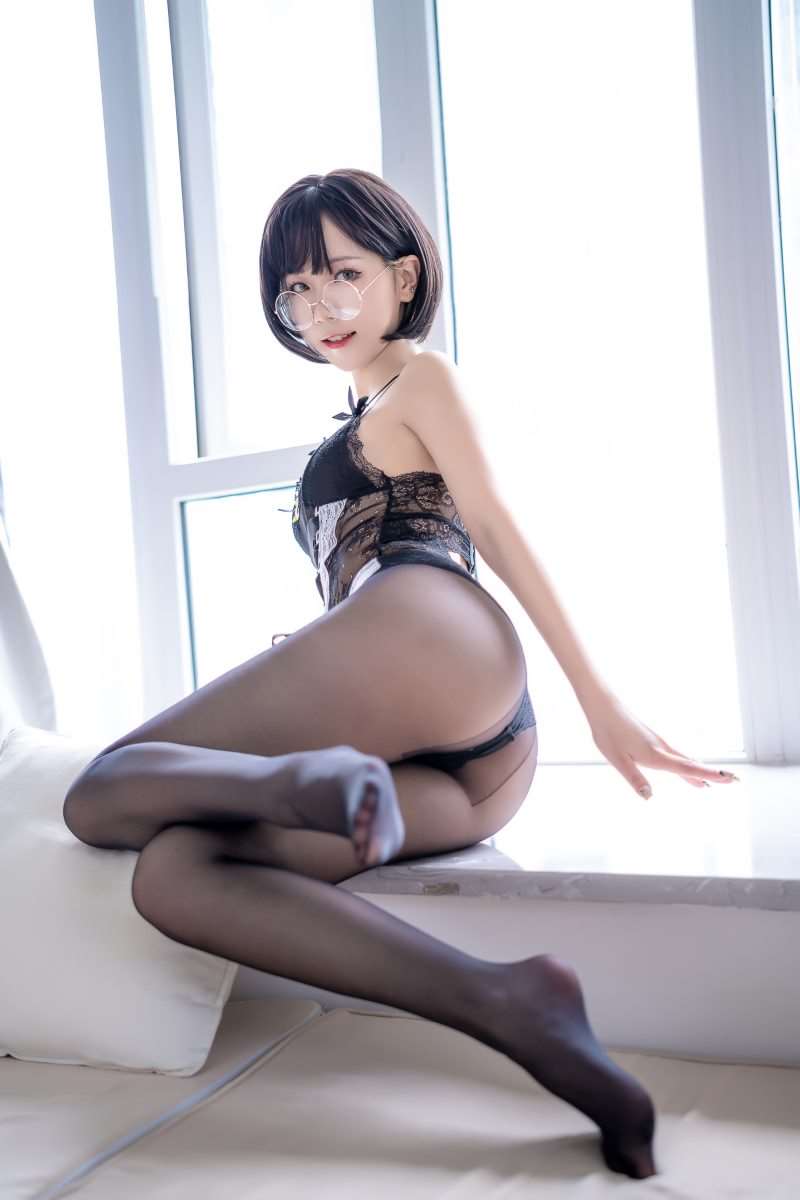 动漫Coser@蓝小沂KiKi 黑色 [28P/398MB]