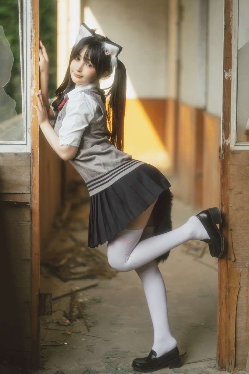 斗鱼主播@桜井宁宁 废墟jk [74P/1.73G]