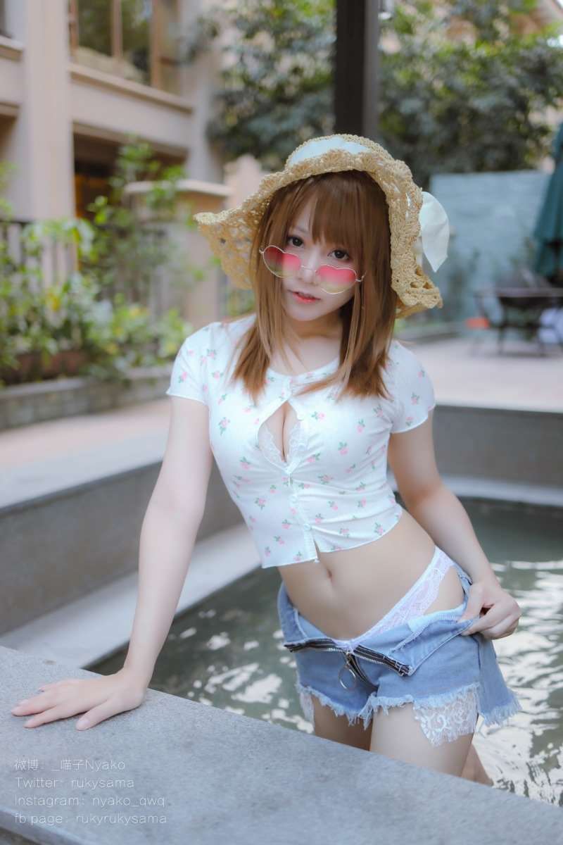 知名动漫博主@Nyako喵子 温泉旅行 [225P/2V/1.27GB]