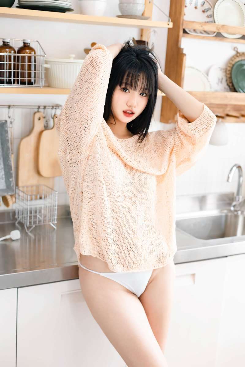 人气Coser@柒柒要乖哦 半糖下午茶 [30P/261MB]