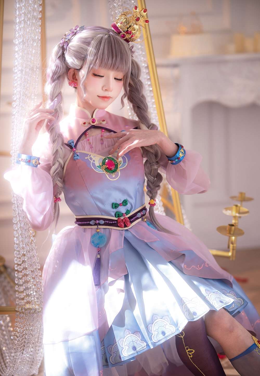 人气Coser@Kitaro_绮太郎 甜皇后 [18P/174MB]