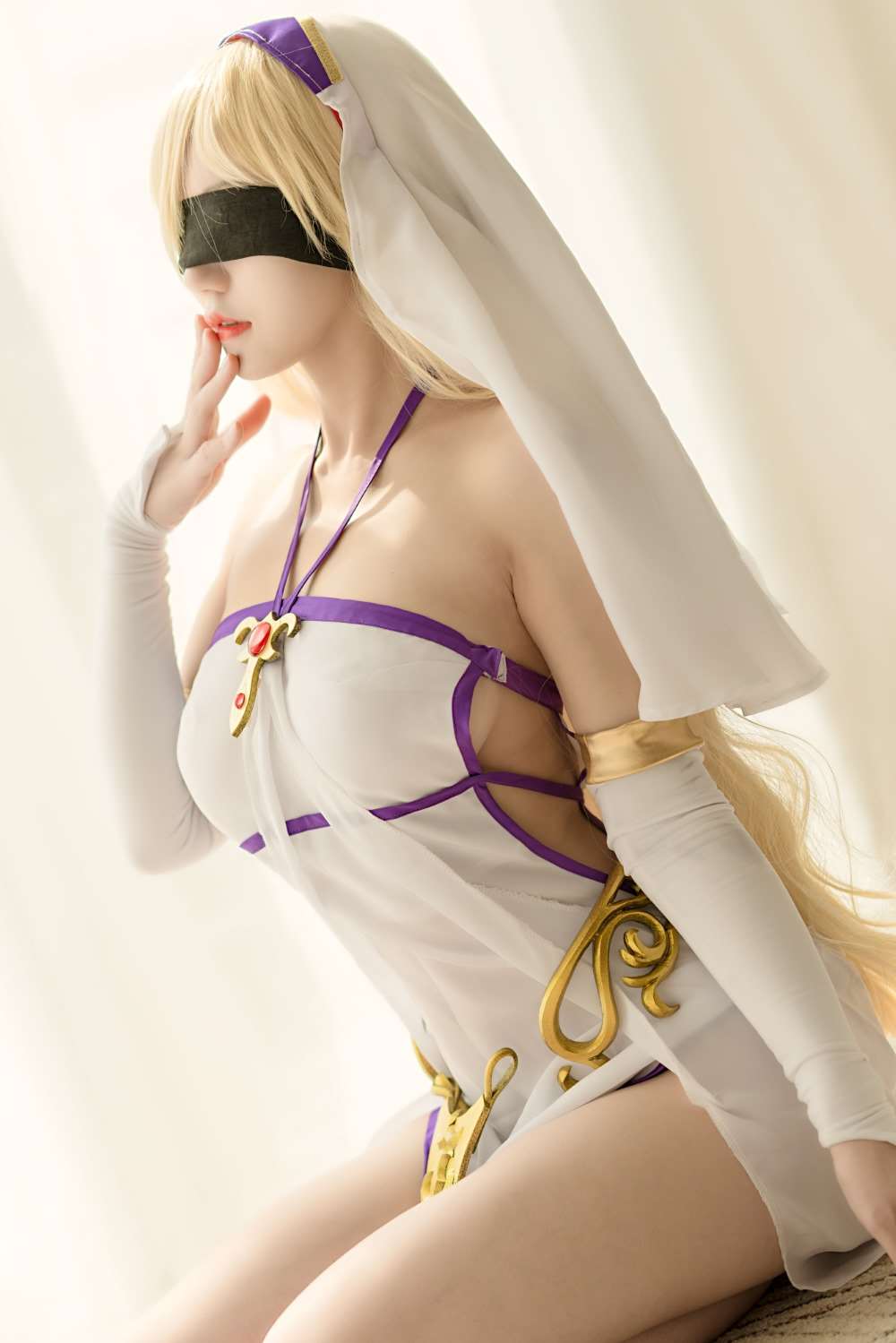人气Coser@小仓千代 剑圣女 [40P/254MB]