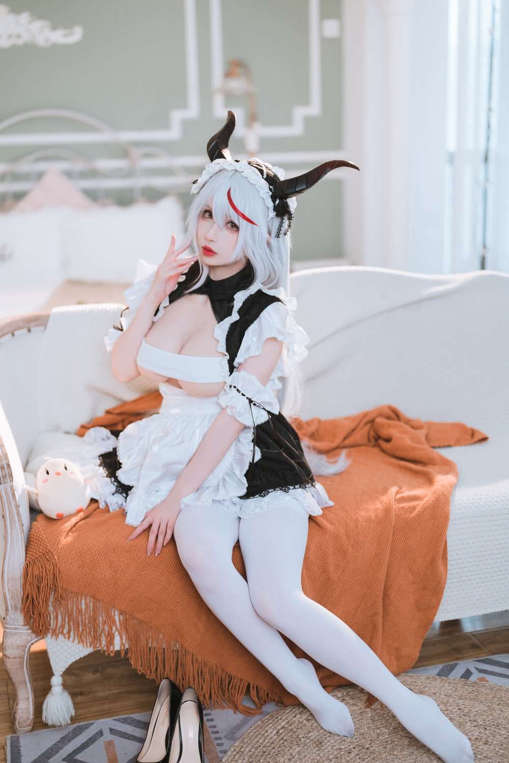 知名动漫Coser@rioko凉凉子 妄想航线 港区的龙女仆 [30P/259MB]