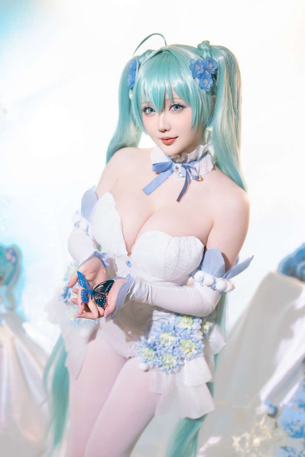 微博红人@星之迟迟 24年02月计划A 初音未来-粉蝶花精灵 [54P/1V/1.06G]