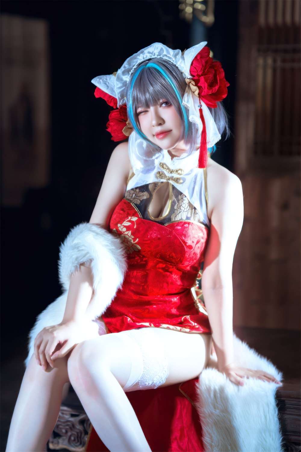 微博人气Coser@半半子 柴郡中华娘旗袍 [45P/2V/331MB]