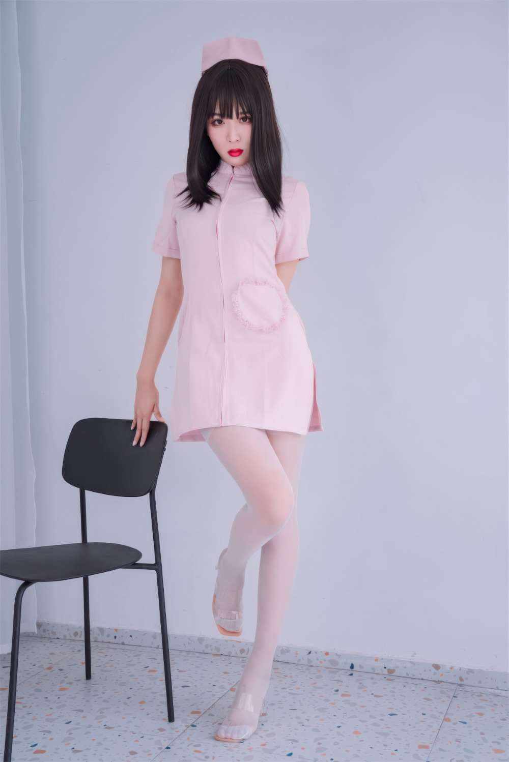 颜值博主@轩萧学姐 粉色护士 [59P/1V/1.12G]