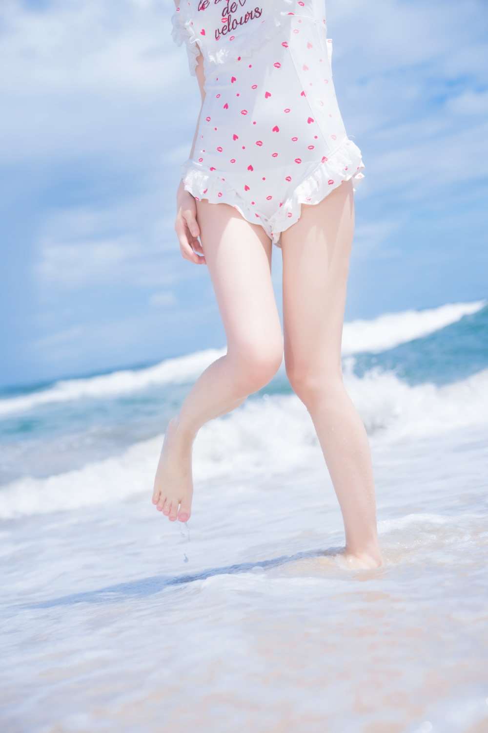 人气Coser@桜桃喵 雪顶冰淇淋 [17P/106MB]