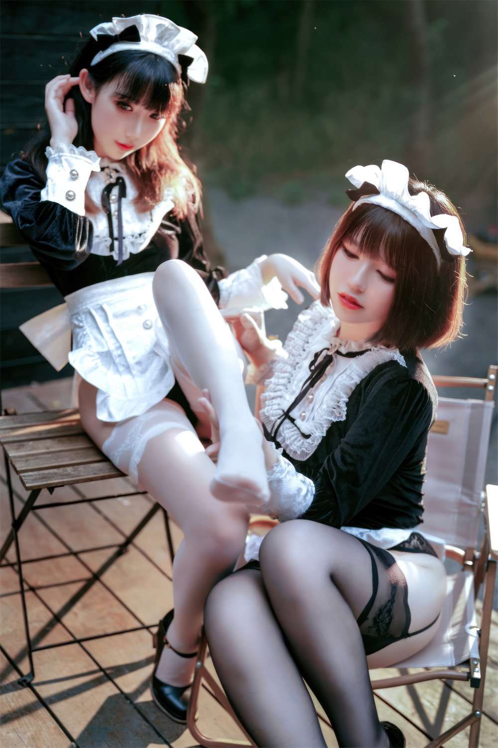 人气动漫Coser@面饼仙儿&半半子 – Maid姉妹 [74P/367MB]