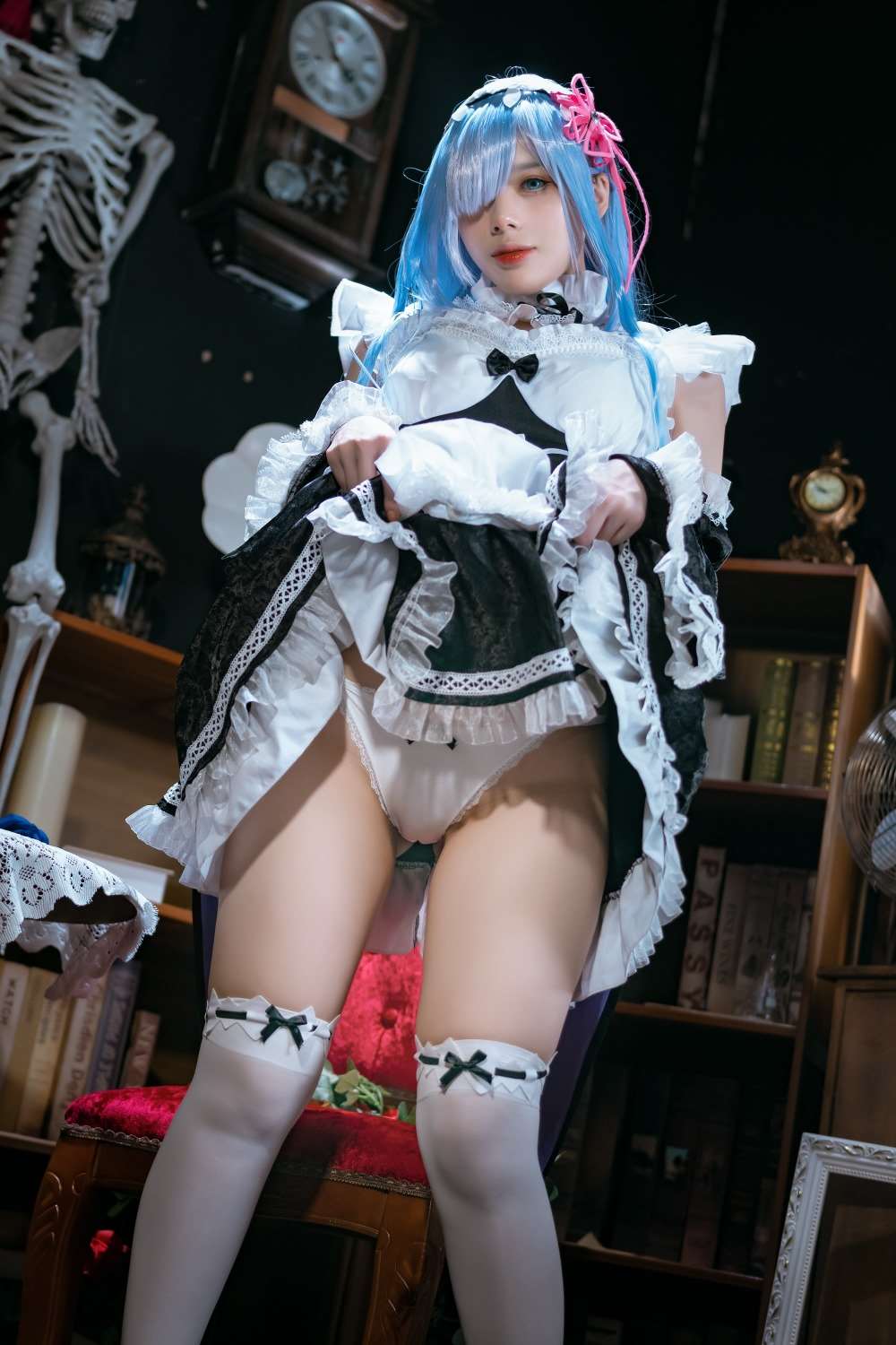 人气Coser@九言 雷姆 [29P/318MB]