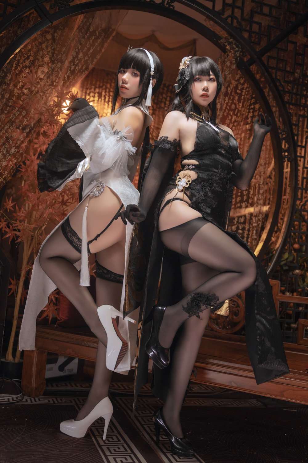人气Coser@九言&喜茶苍苍子-镇海黑白双人 [34P/7V/623MB]