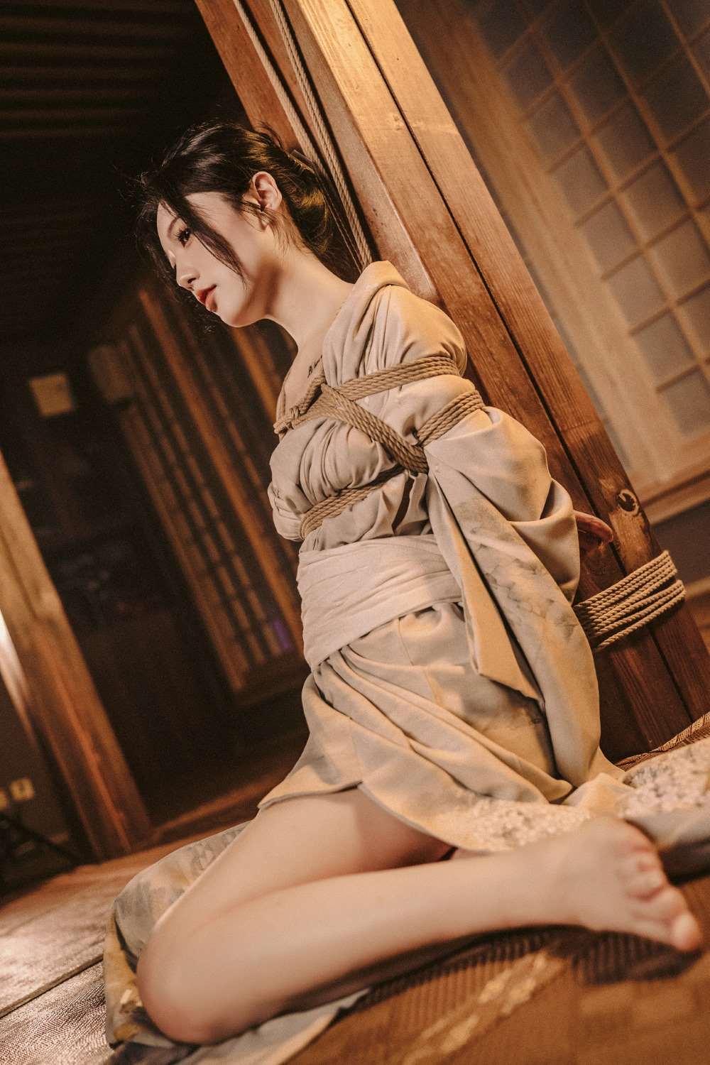 人气Coser@桃良阿宅 绳艺 [64P/497MB]