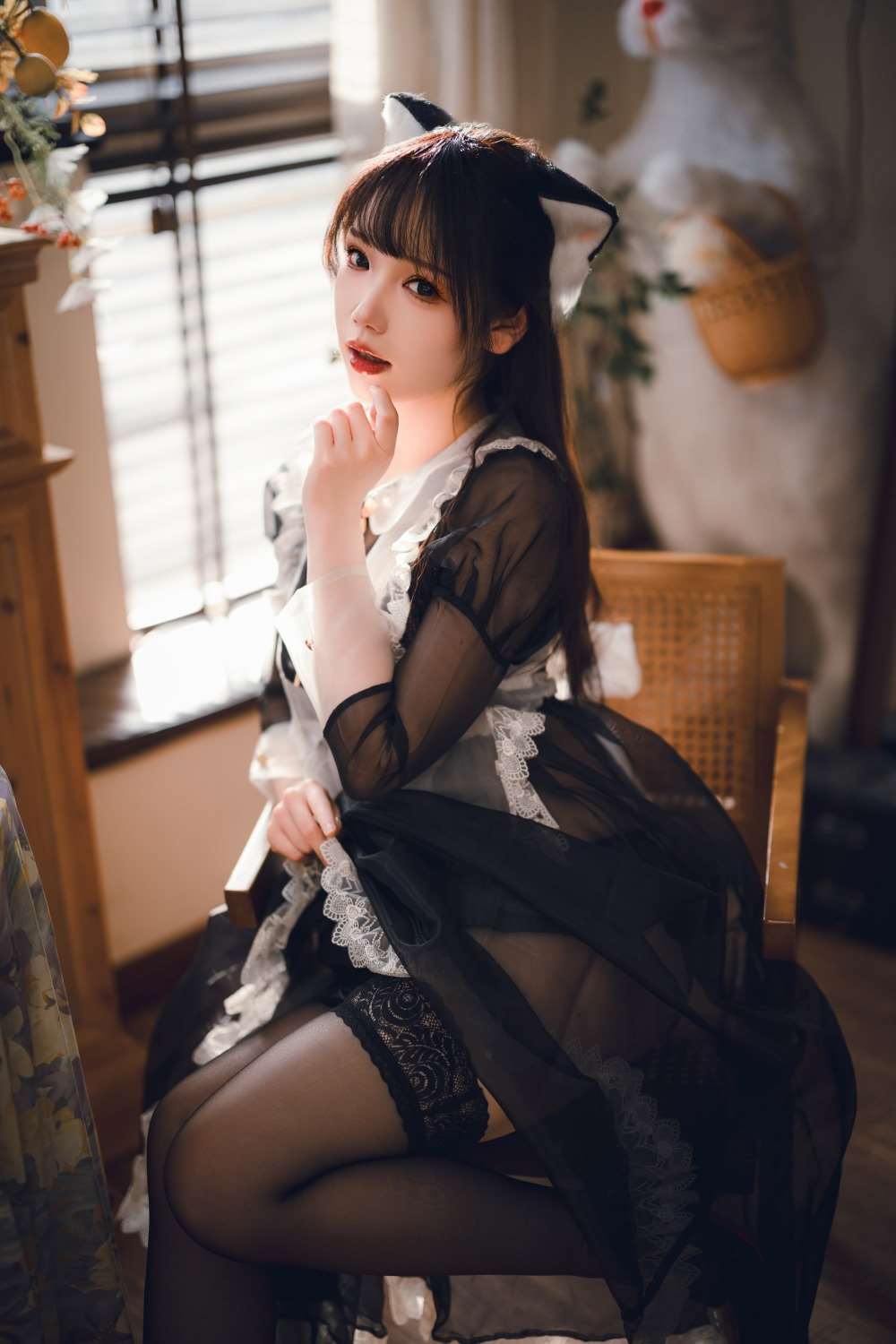 知名动漫博主@雪晴Astra 2024春季限定 透明女仆 [71P/2V/1.88G]