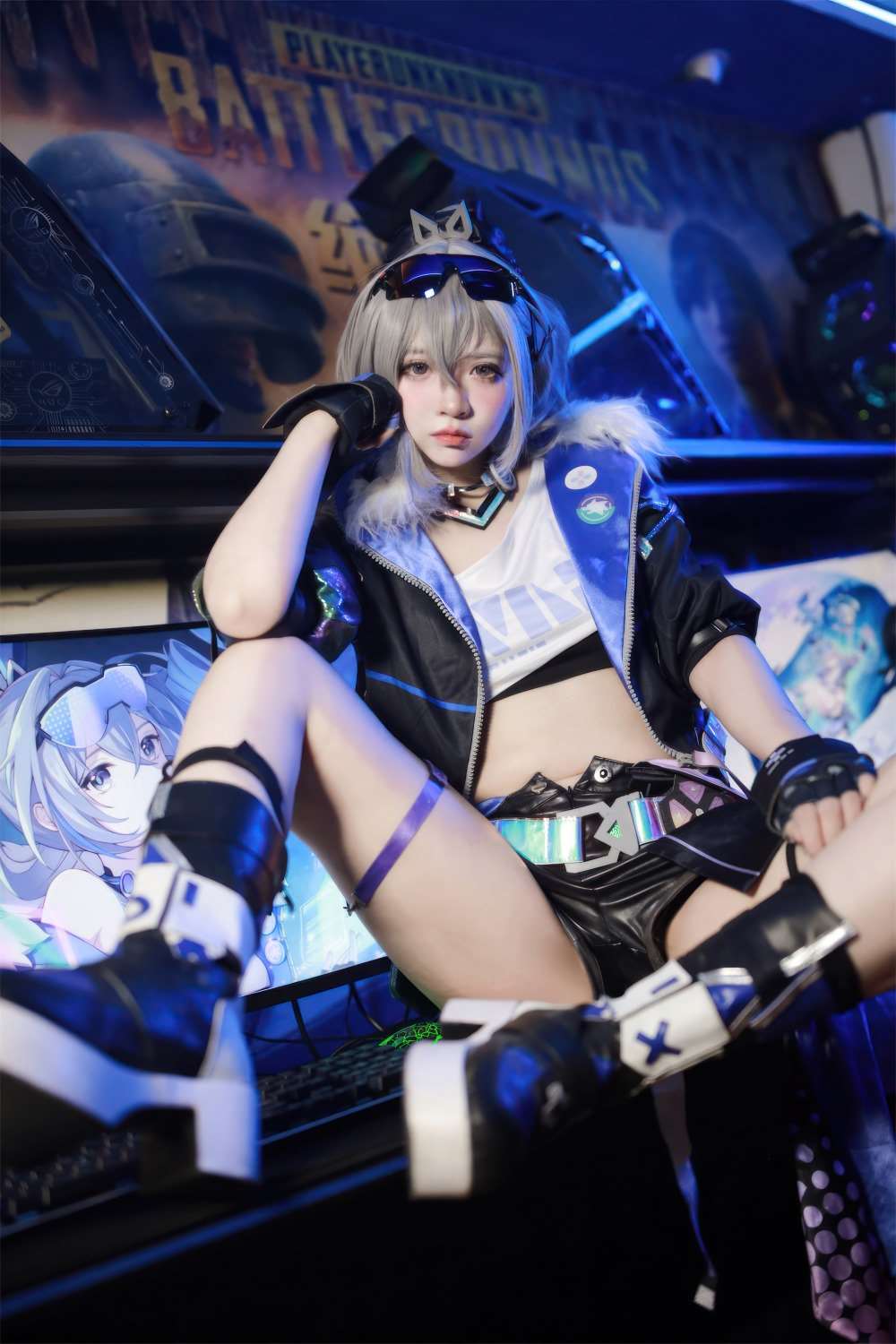 网紅Coser@疯猫ss 银狼 [37P/186MB]