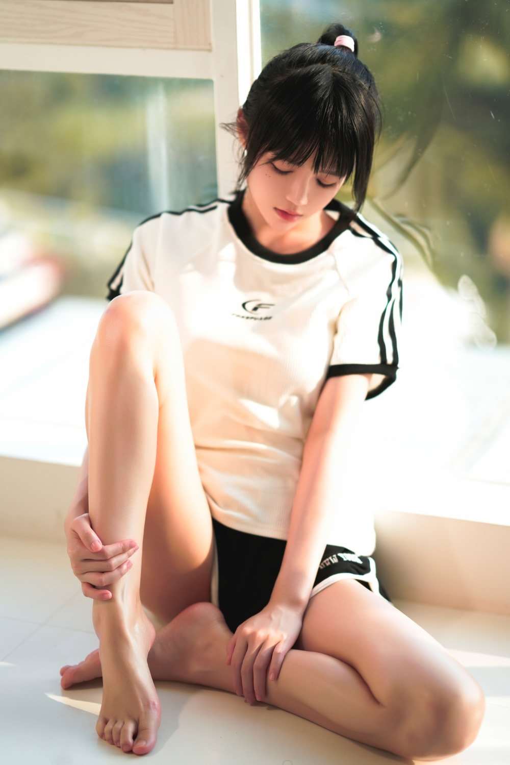 人气Coser@桜桃喵 逐渐升温 [37P/2V/472MB]