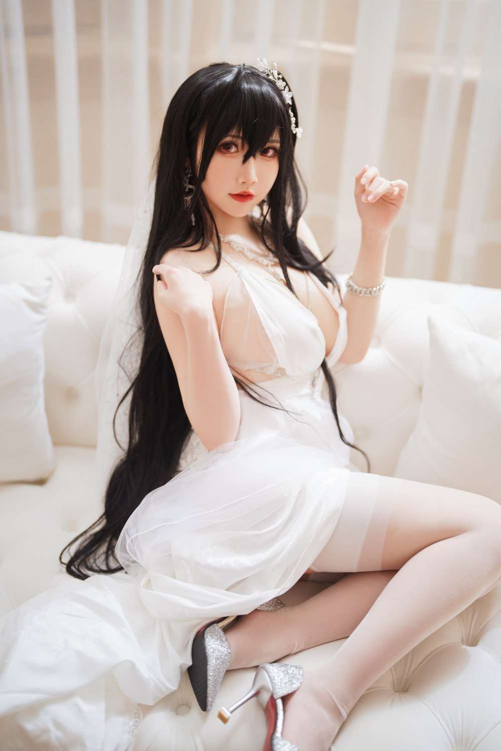 人气动漫Coser@面饼仙儿 碧蓝航线 大凤 婚纱 [32P/268MB]