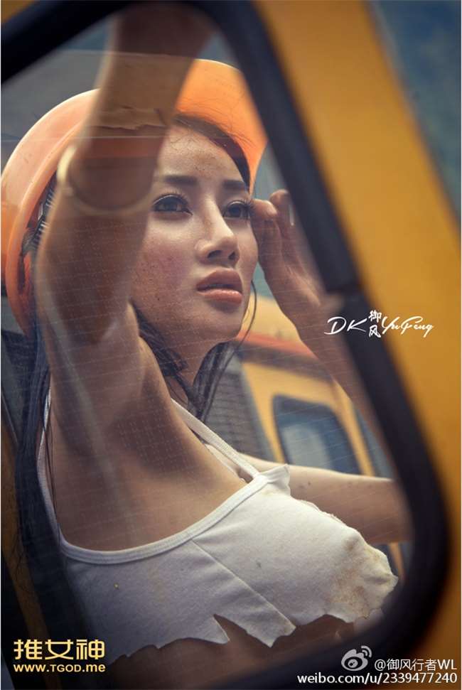 1 (25)