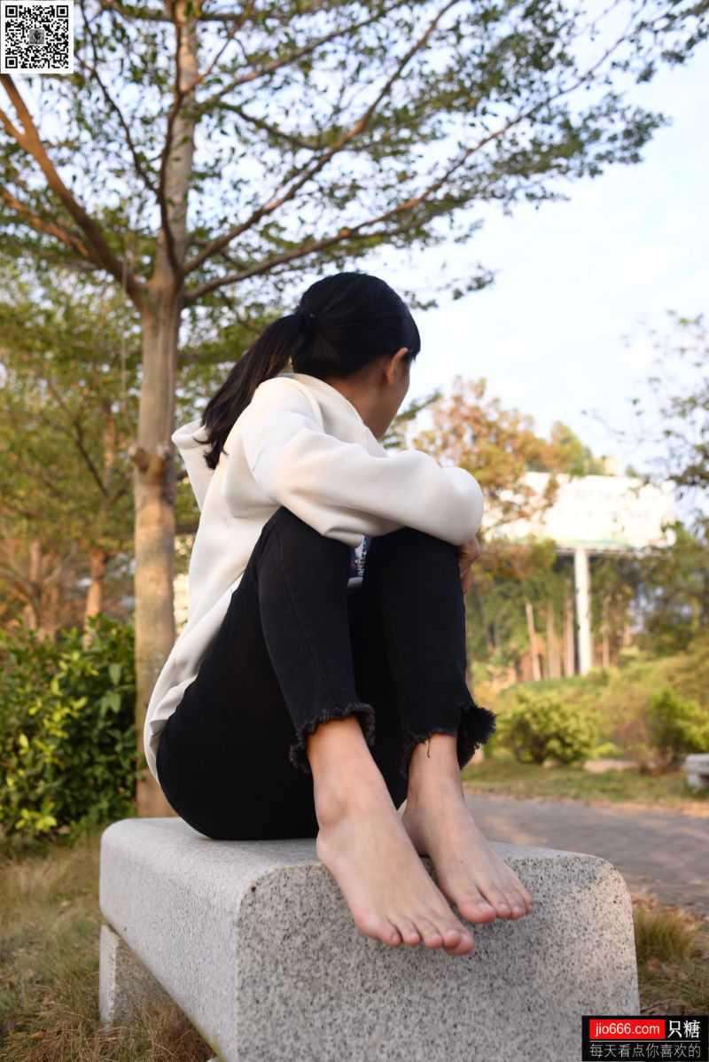 只糖棉袜 NO.123 点点 – 玻璃晴朗，橘子辉煌 [287P/944MB]