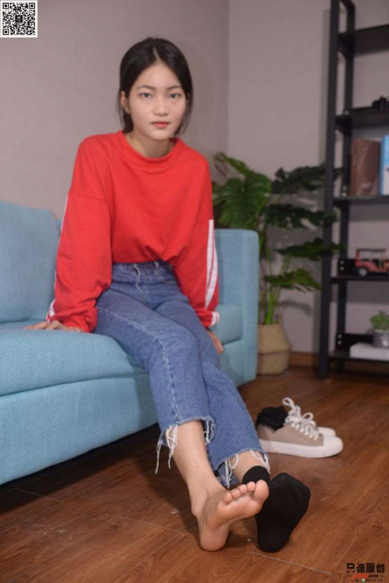 只糖棉袜 NO.262 乐多 -斯人如虹，遇上方知有 [143P/1V/771MB]