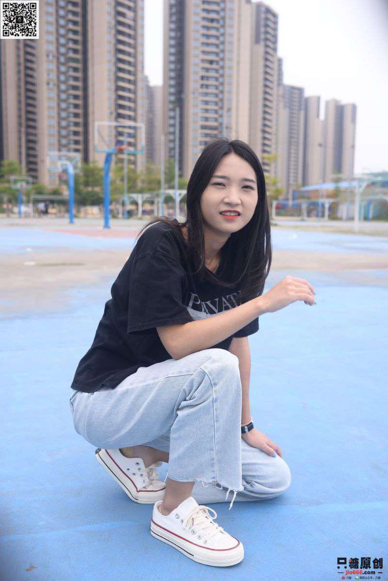 只糖棉袜 NO.289 绵绵 – 愿年年这一生有始常无终 [147P/1V/737MB]