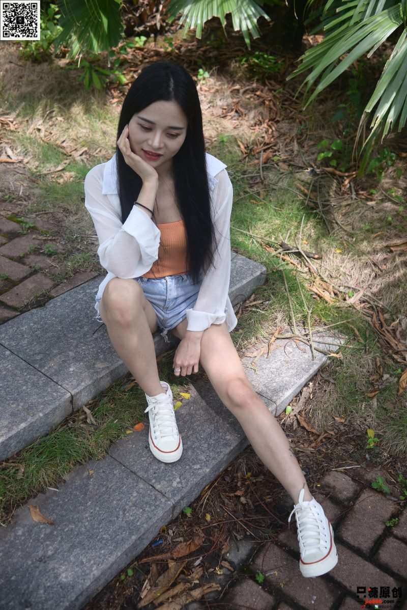 只糖棉袜 NO.360 文文 – 夏天的梦 [144P/1V/894MB]
