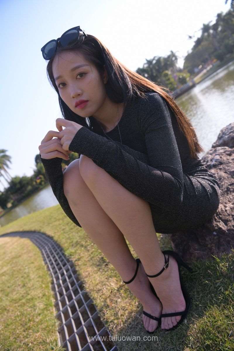 精选街拍作品 NO.446 窈窕身材诱惑美女2 [98P/195MB]