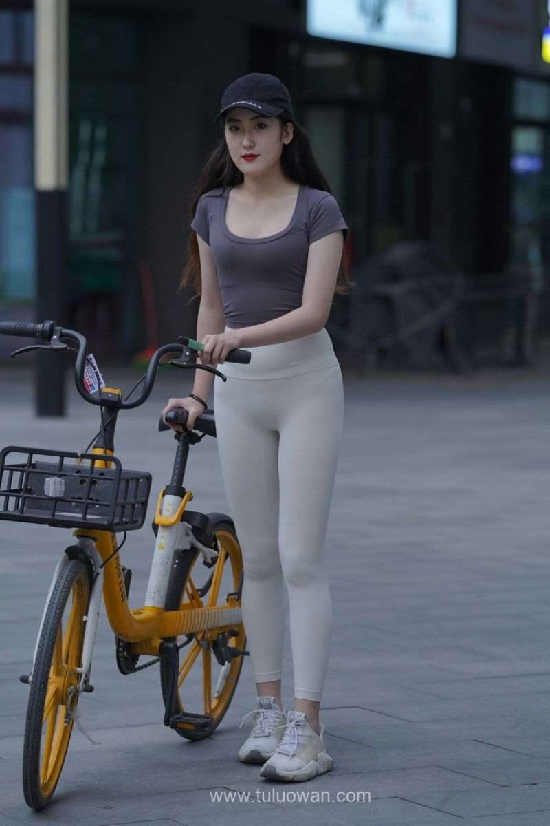 精选街拍作品 NO.522 运动女孩4 [84P/70MB]