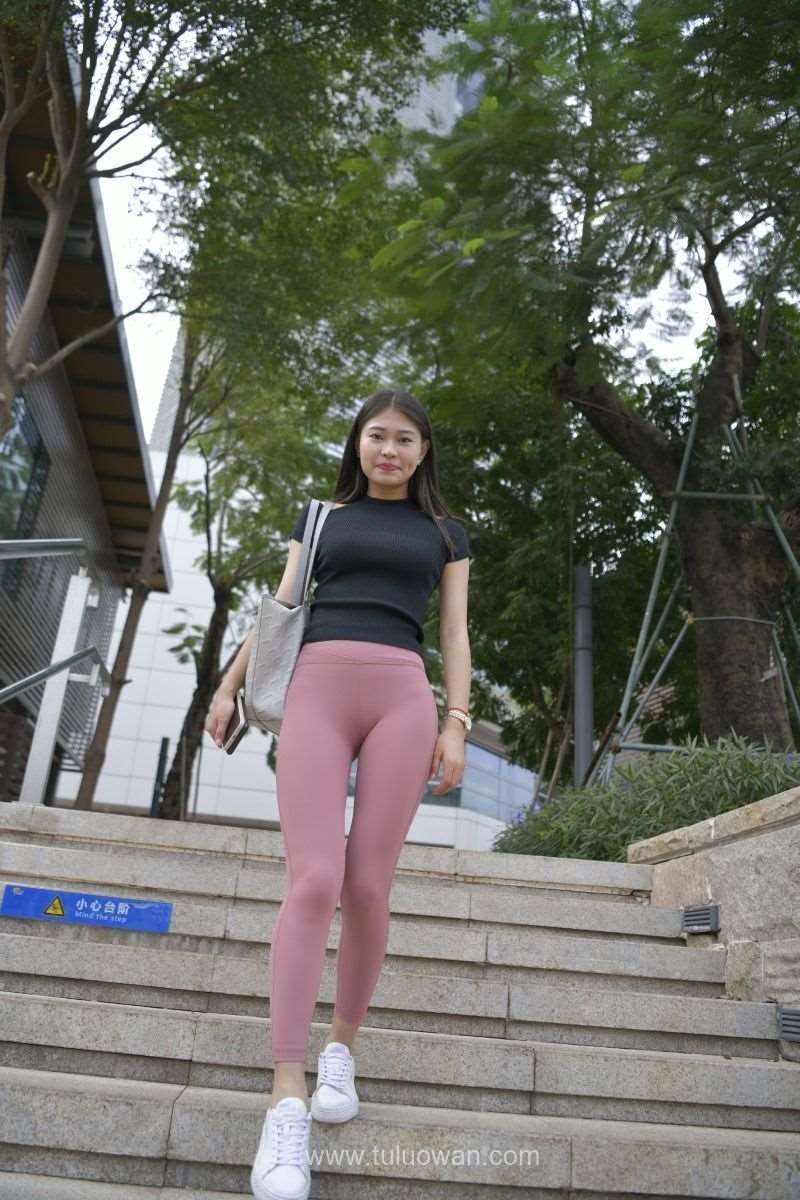 精选街拍作品 NO.807 细长美腿圆润翘臀2 [72P/95MB]
