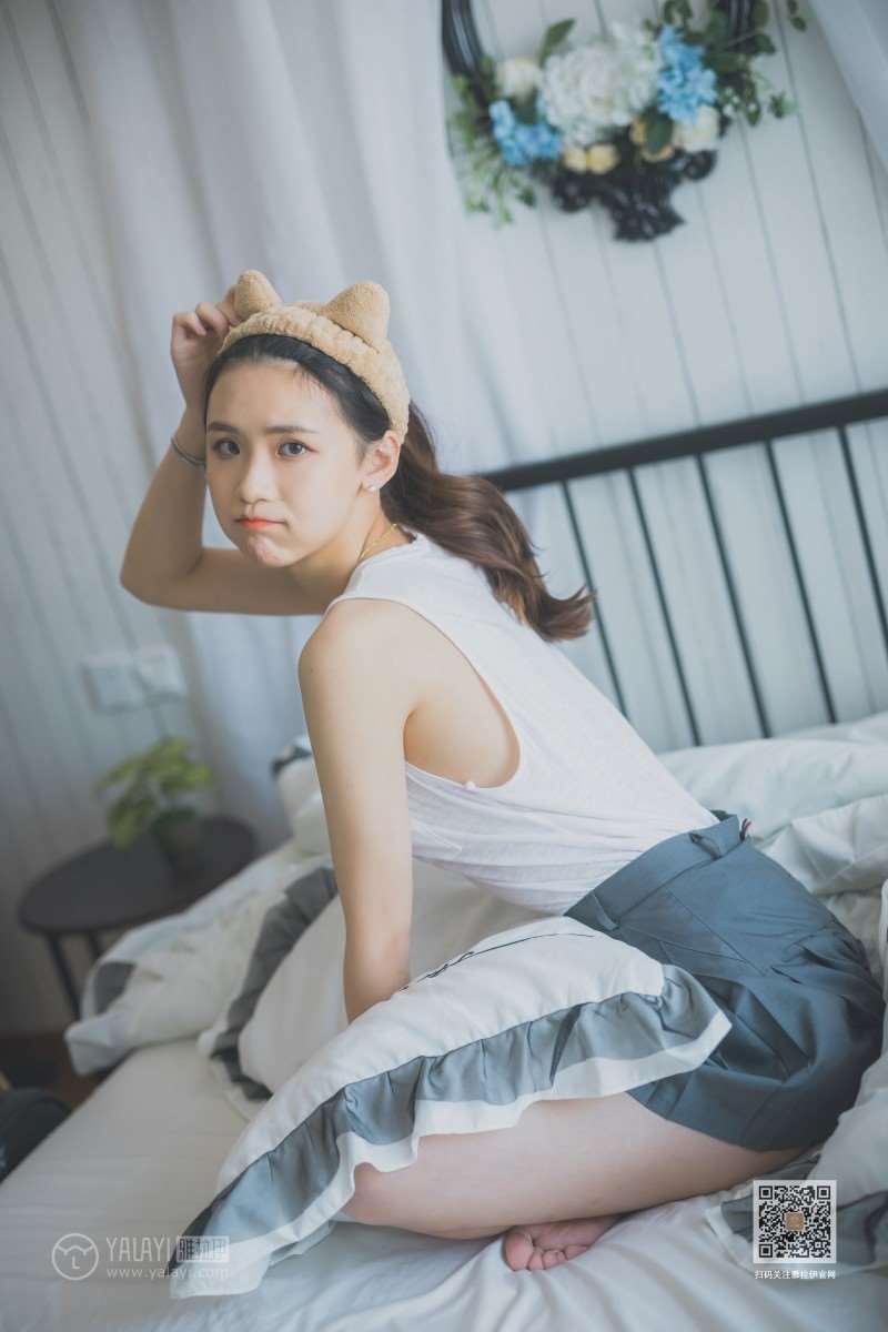 [YALAYI雅拉伊] 2020.04.06 VOL.596 尹梦《起床啦》[44P/418MB]