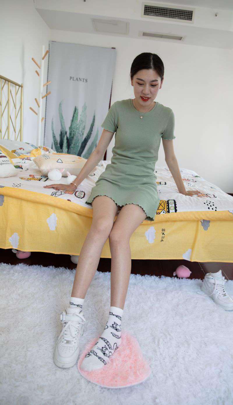 物恋传媒 NO.495 苏镶-夏日寒绿 [142P/1V/3.77G]