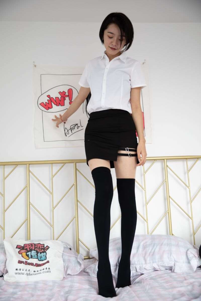 物恋传媒 NO.555 小飞-晚秋莲梦 [158P/1V/3.61G]